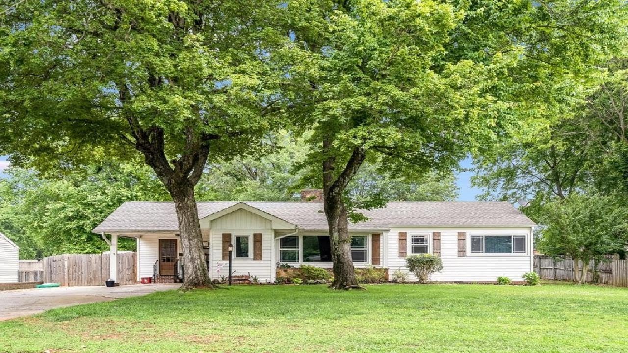 614 Lakemont Drive, DALTON, GA Presented by Emily Matthews. YouTube