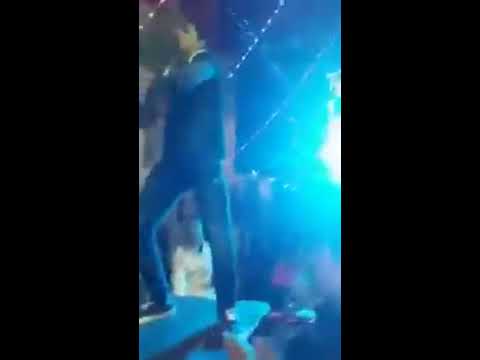رقص عمرو الاوغ على مهرجان عنبر جنايات 