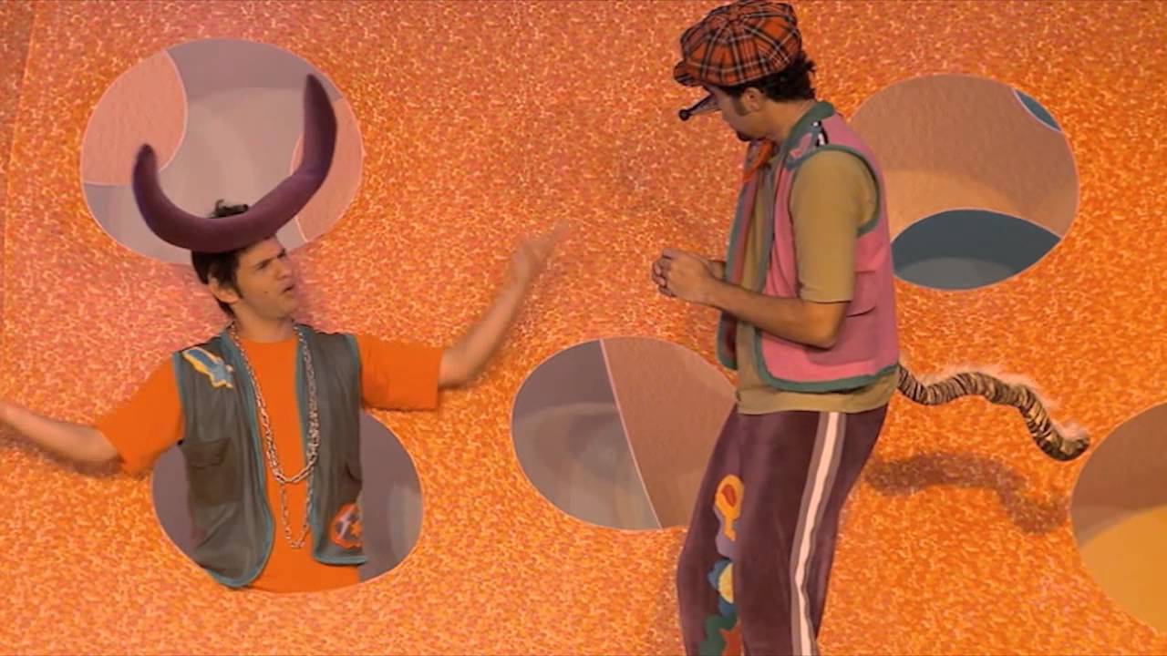 Tiquequê | O Quati e sua casa