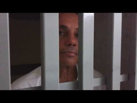 Homem preso mais de 30 vezes por furto volta para a cadeia aos 59 anos pelo mesmo crime