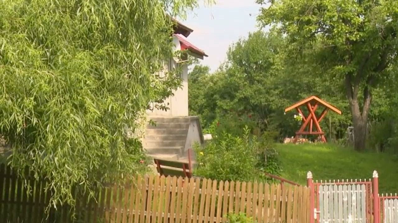 Viaţa satului: În deal, la Cătiaşu (@TVR1)