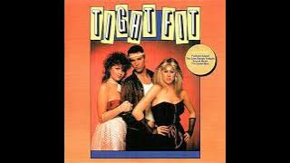 Tight fit The Lion Sleeps Tonight