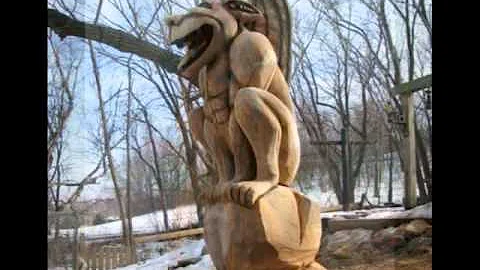 Chainsaw Carvings by Gary Keenan 2010