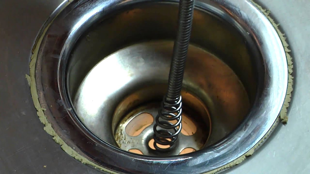 unclog kitchen sink auger