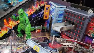 Stern Godzilla premium/Le Drake building installation