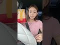 アツすぎたので シャツ1枚 でドライブスルーに行ったら店員さんが アツすぎたので シャツ1枚 でドライブスルーに行ったら店員さんが