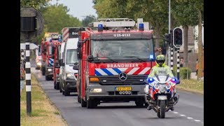 Optocht Brandweerdag 2018; heel veel sirenes (Almere)