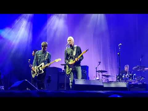 Noel Gallagher's HFB & Paul Weller - Town Called Malice - The Downs Bristol 01/09/2018