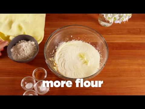 Snickerdoodle Crunch Cake | Delish
