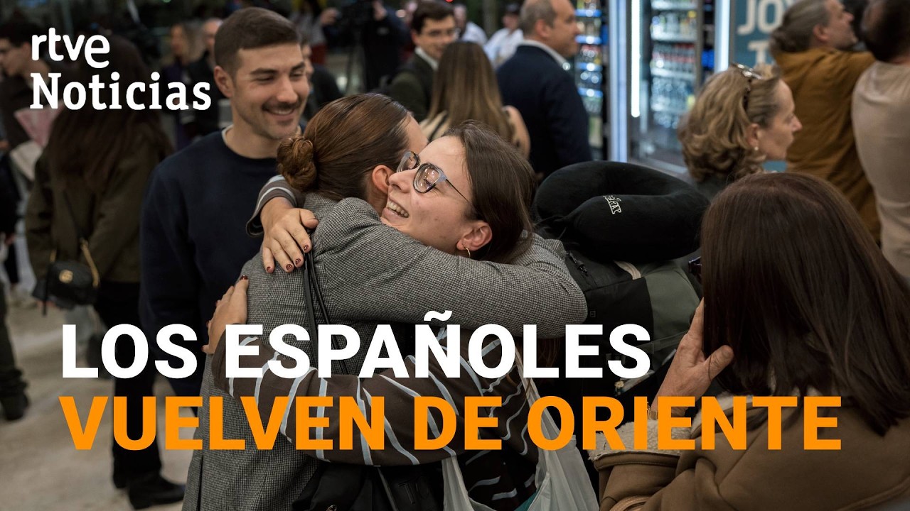 Llegan los PRIMEROS ESPAÑOLES evacuados desde ORIENTE MEDIO | RTVE Noticias