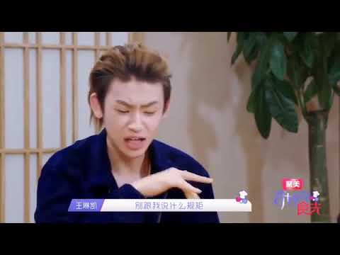 小鬼奇妙的食光说唱