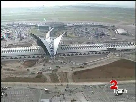 La nouvelle gare TGV de Lyon Satolas - Archive vidéo INA