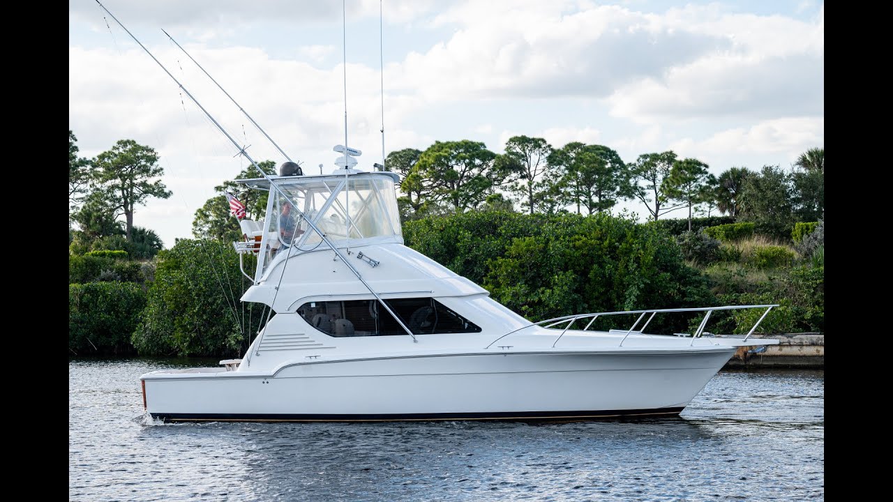 2012 Mirage 40 Convertible - For Sale with HMY Yachts