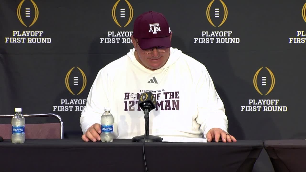 Mike Elko discusses Texas A&M's loss to Miami - YouTube