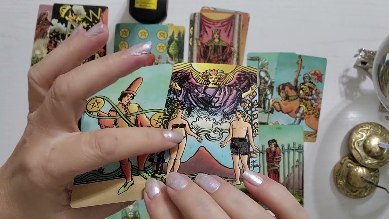 Pisces ♓️  I want to but I can't!  Your being pulled in a new direction now