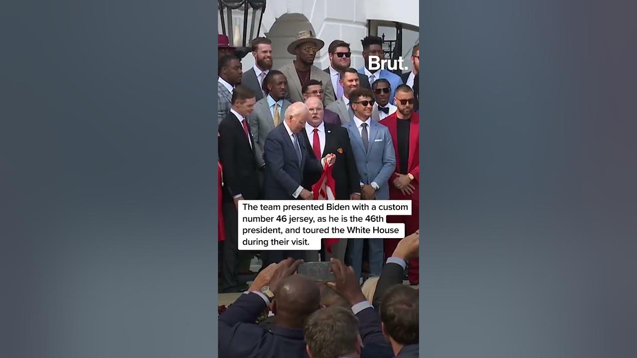 Patrick Mahomes Playfully Steers Travis Kelce Away from White House Podium