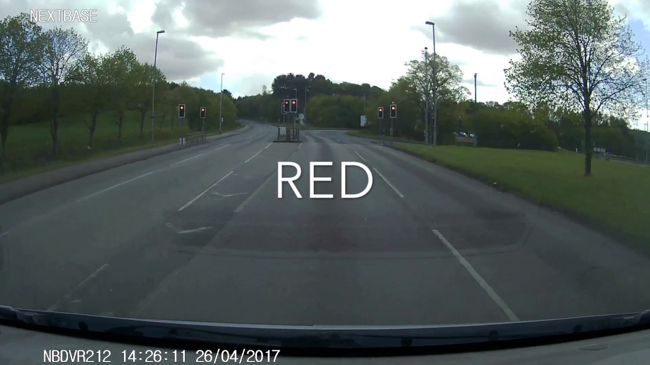Red light runner dashcam UK - YouTube