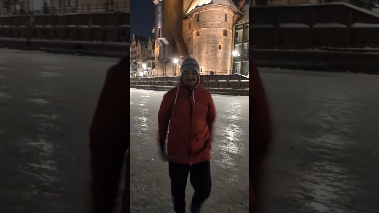 Наслаждаюсь замерзшей рекой в ​​Гданьске.