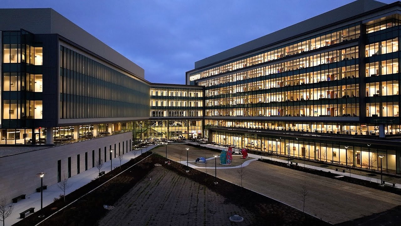 Sign Art Studio Sign Installation at UW Health Eastpark Medical Center - The Patient Experience