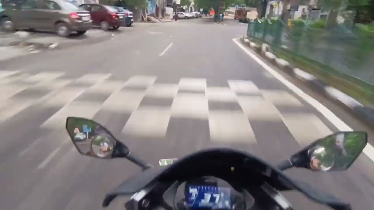 Sunday ride in rainy day 