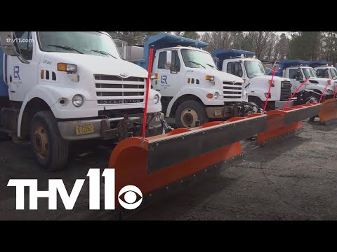 Arkansas crews preparing roads and highways for winter weather - YouTube