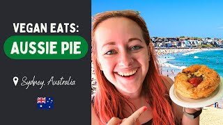 We Tried an EPIC Aussie Pie (And It Was Vegan!) in Sydney, Australia! 🇦🇺