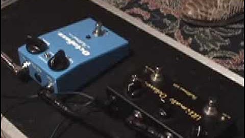 fulltone octafuzz vs ultimate octave fuzz pedal shootout