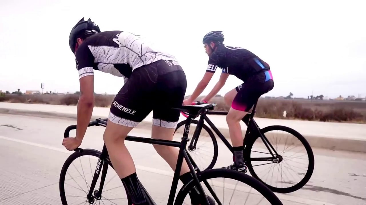 Achemele | Left turns and hairnpins at Baja Center