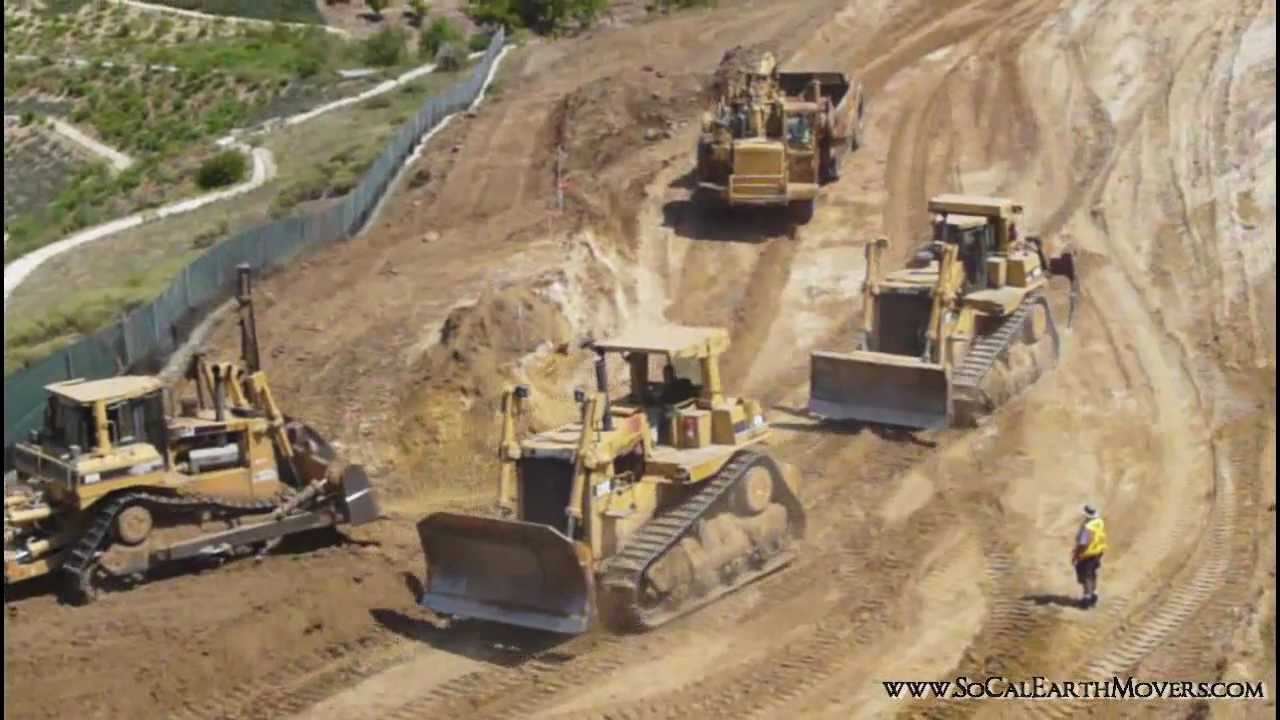 Push loading 651B's with 2 D10R's