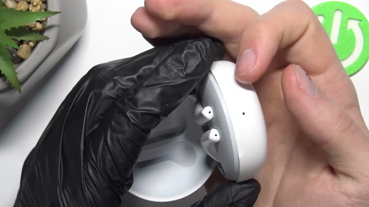 Сброс настроек на наушниках LG Tone Free / Как сбросить настройки на наушниках LG Tone Free