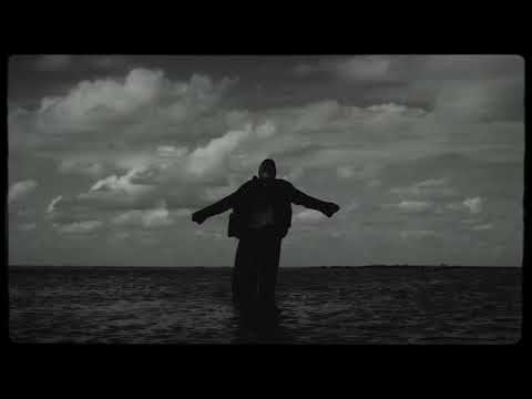 沈安 Shen An - 一幅深藍的畫 A Deep Blue Painting  (Official MV)