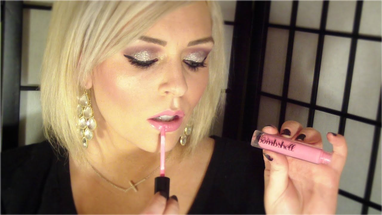 Full Face Featuring Be A Bombshell Cosmetics