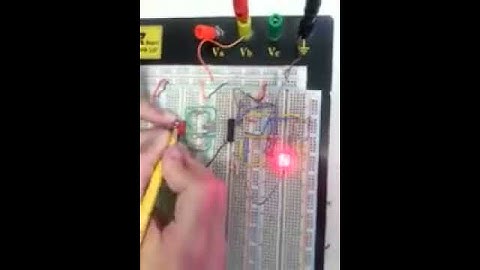 7447 con display de 7 segmentos