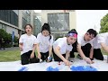 Wensli Silk creates a giant painting of the Asian Games