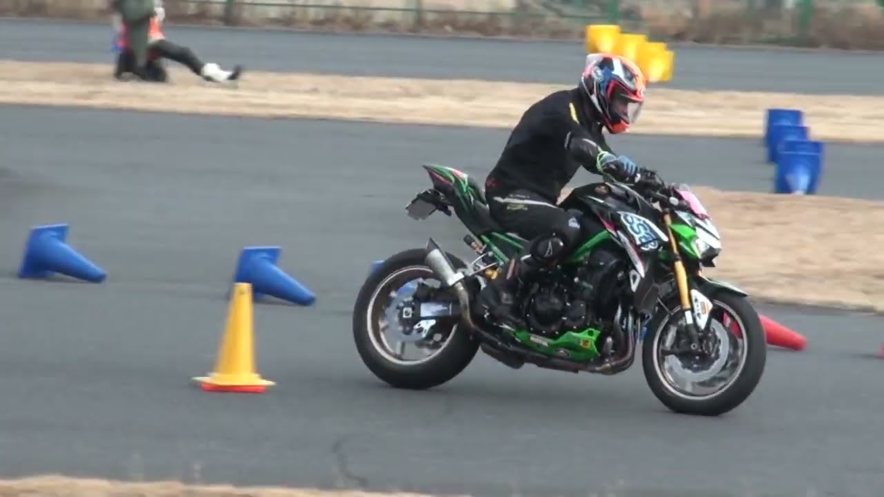 2023.02.12 Z900 作田 セットアップ - YouTube