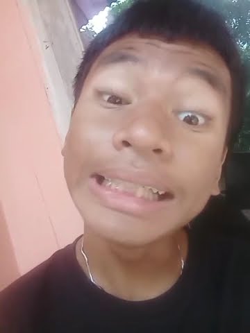 Viral  Kan  Orang  Tersebut. Orang  ini Telah  Menghina Agama  Islam.