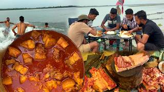 Pork curry coking and eating in river site | Pork witch rice eating witch dost | Pork cooking
