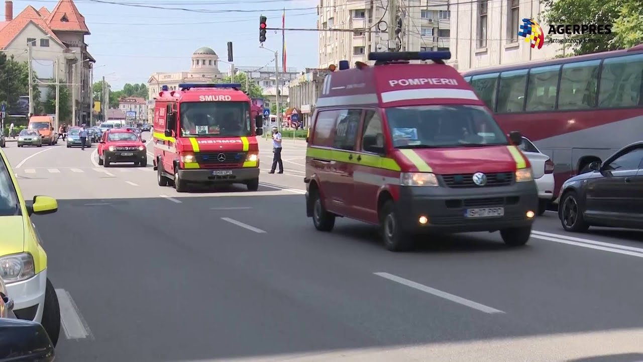 Salvatorii SMURD, înmormântați cu onoruri militare