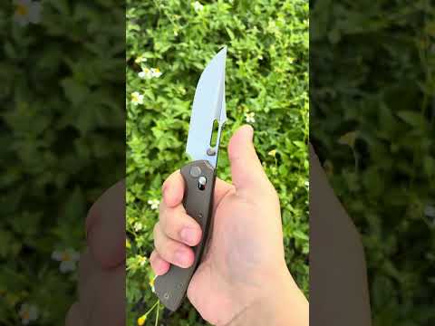 Hand-Rubbed Satin Bohler M390 blade and Anodized Purple Handle. Strix GEO2510C