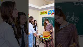 Thumbnail for 😳😰Aandhi ka cake🎂Teacher👩🏫birthday 😭😭||Vishvi official ||#trending #emotional #youtubeshorts