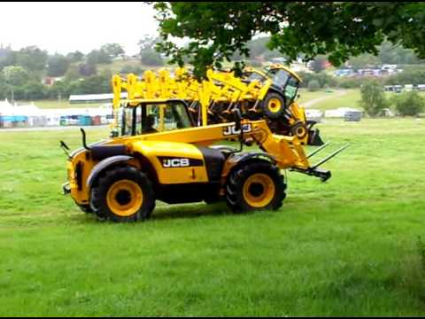 Copy of ROYAL WELSH  SHOW 2010 DANCING DIGGERS.AVI