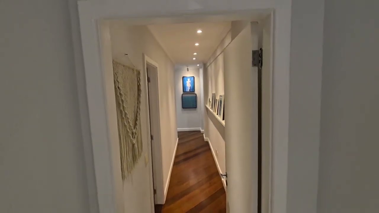 Recreio dos Bandeirantes próximo praia venda. Tratar: Airton 21-99986-6181.