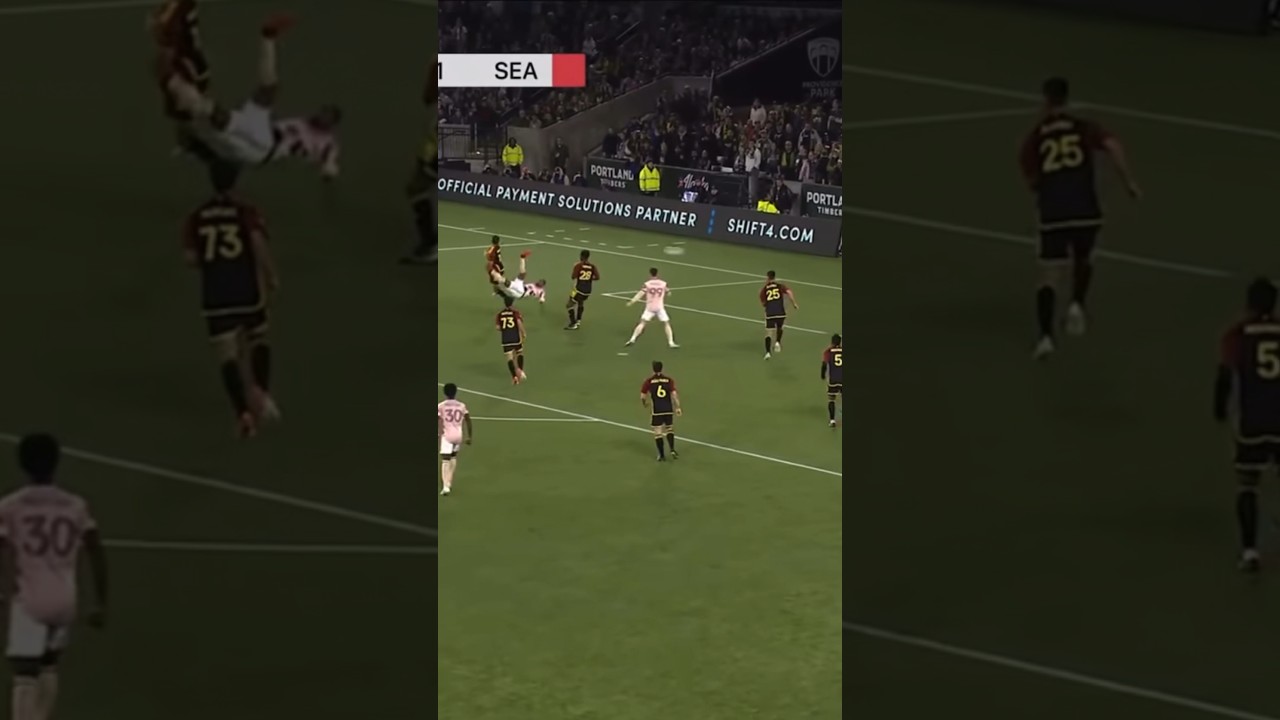 Crazy belter goal Portland Timbers