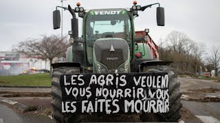 A Nantes, des agriculteurs ouvrent les camions pour dénoncer la concurrence déloyale