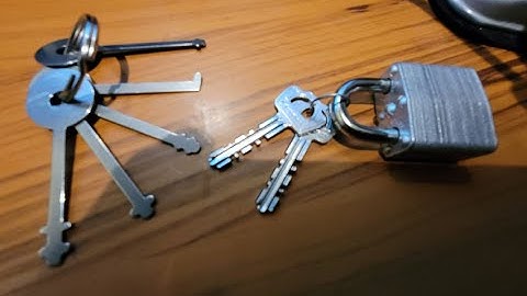 Video 24 - Newbie vs. Warded Master padlock using warded lock picks - Followup to video 22.