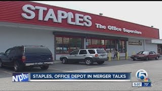 Staples, Office Depot in merger talks