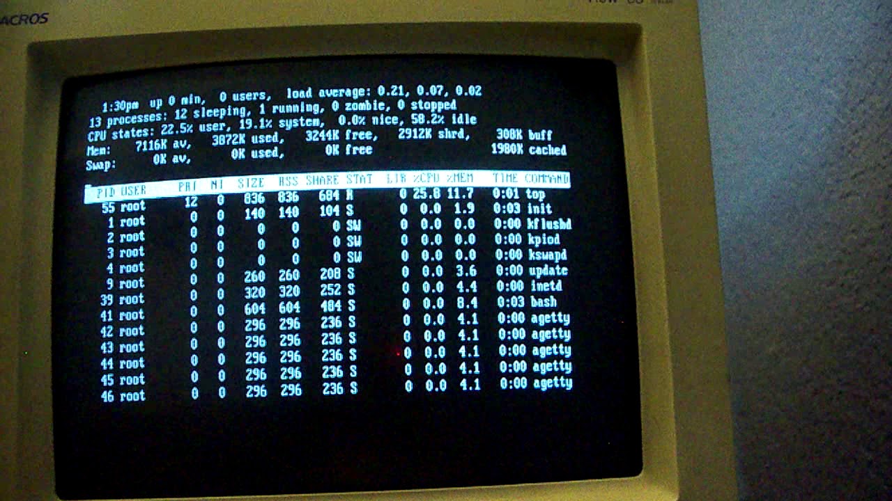 Acros 200/386SX running Slackware 4.0 - YouTube