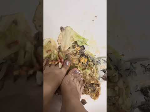 Feet ASMR Latina