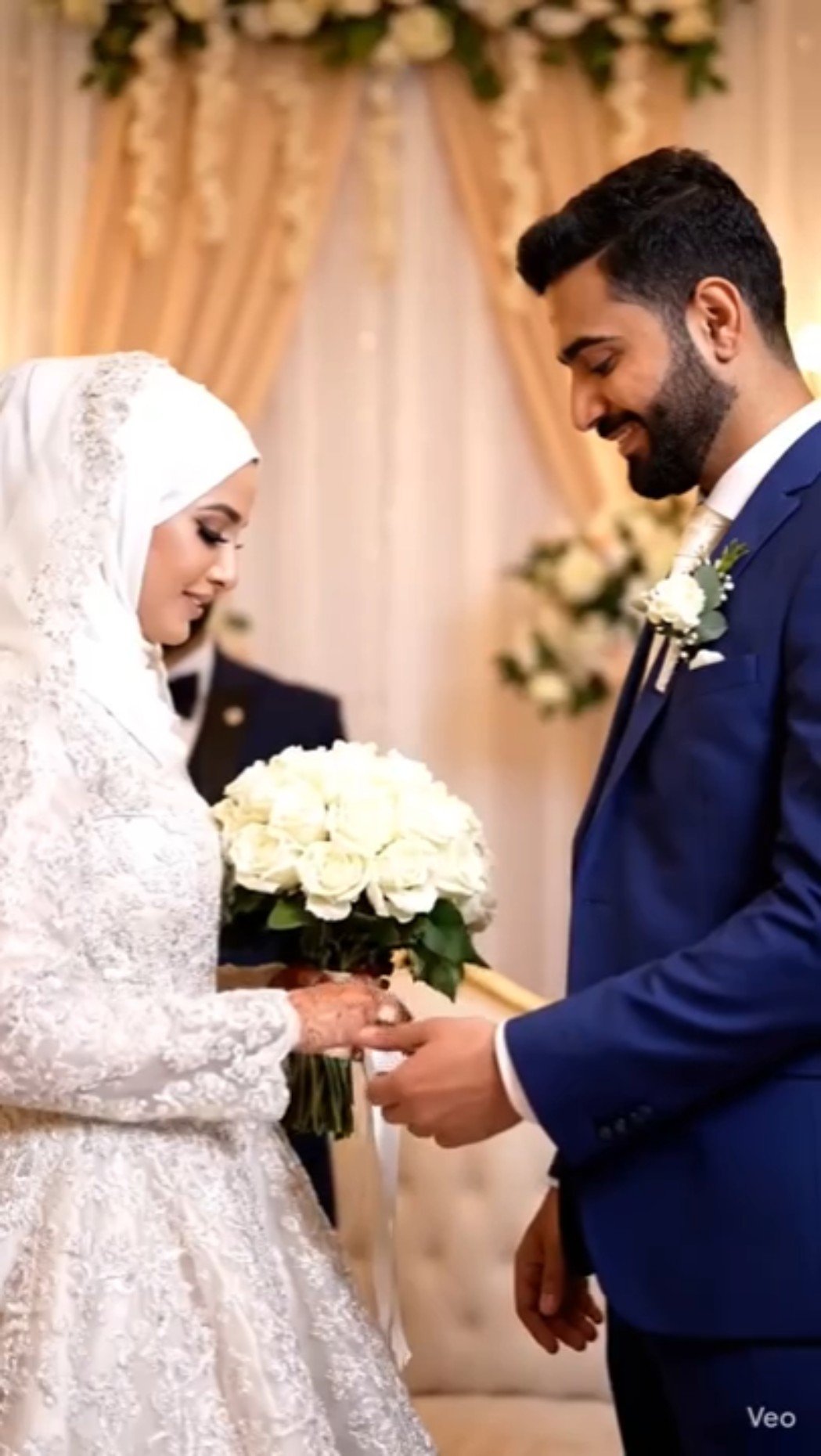 💑கணவன் மனைவி காதல்💞 - ShareChat