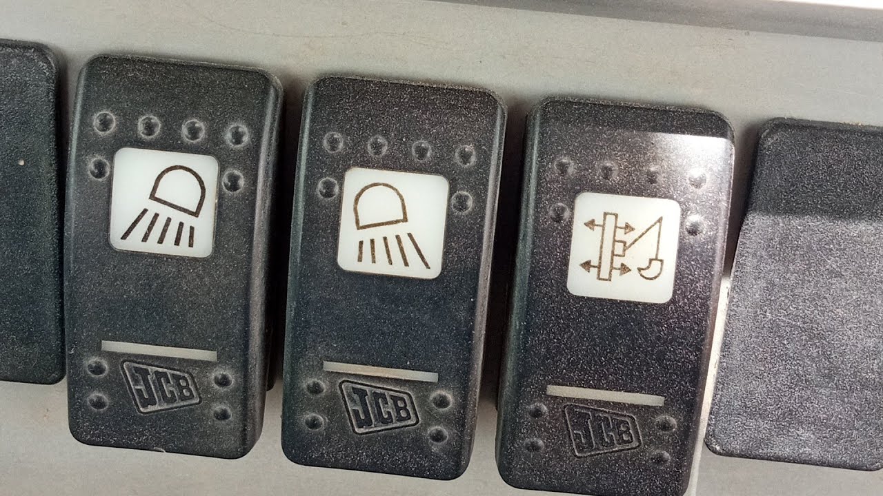 JCB 3DX CARRIAGE NON MOVEMENT ARREST AND LIGHT COMPLAINT & GEAR KNOB CHANGE WORK BY JCB ENGINEERS